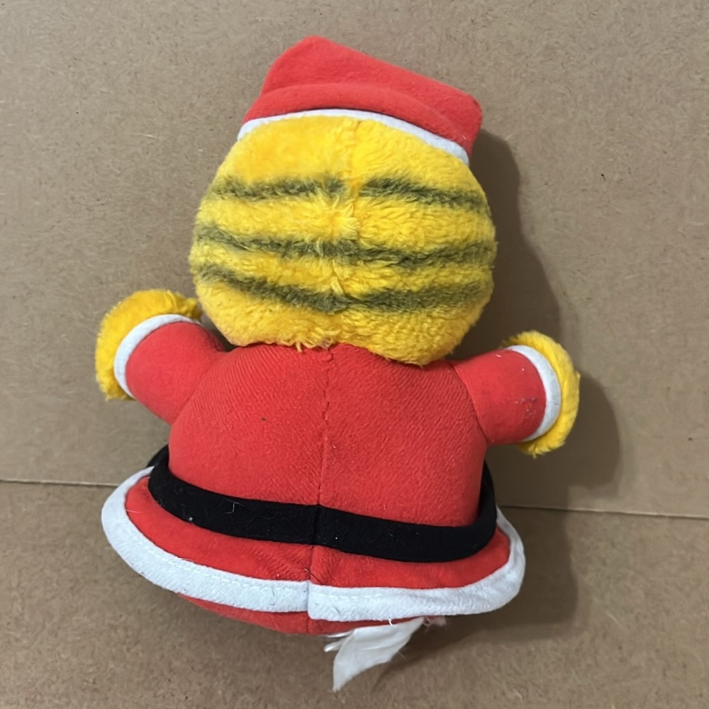 Santa Garfield - Picture 5 of 6